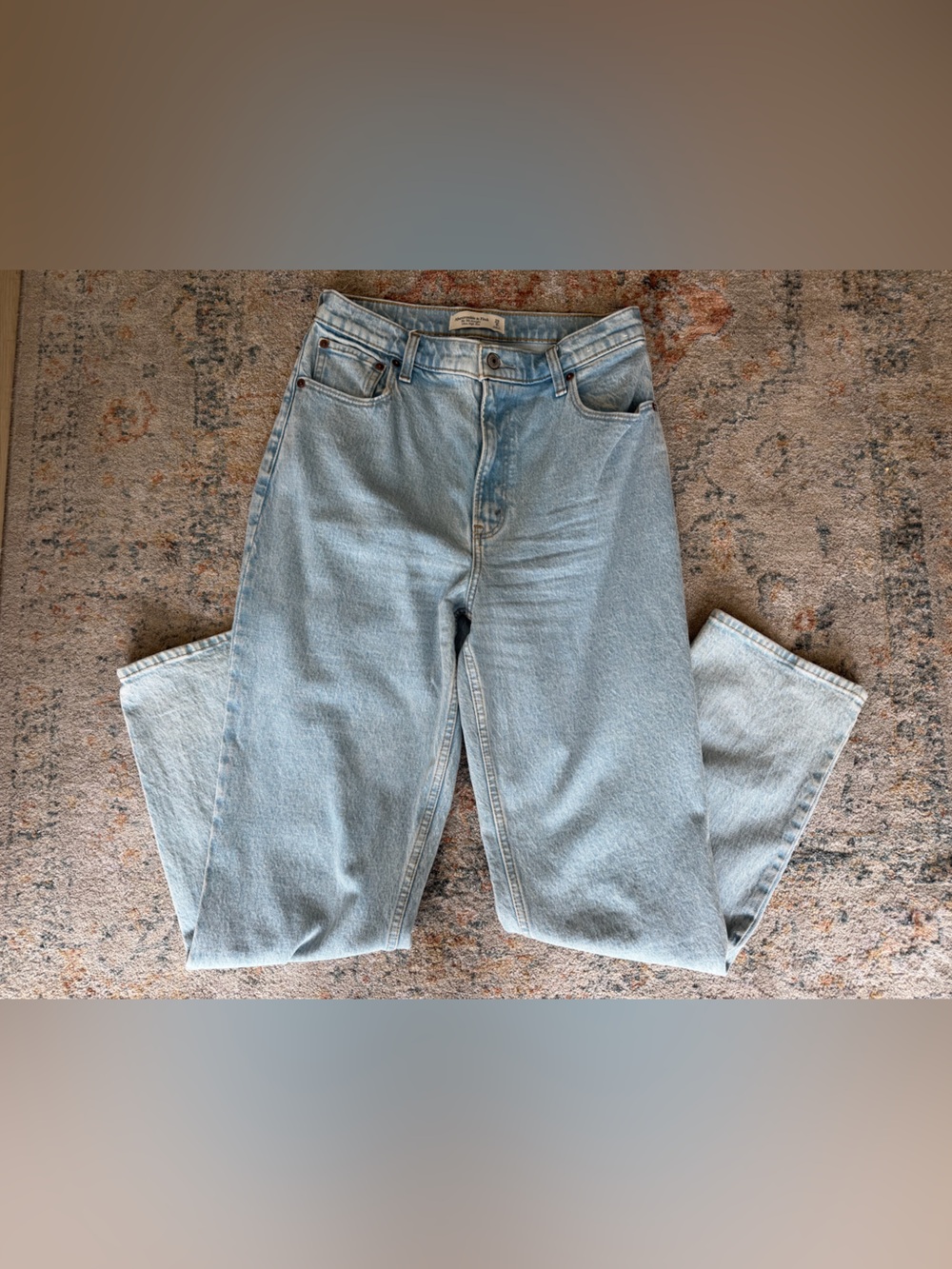 Abercrombie 90s straight jeans